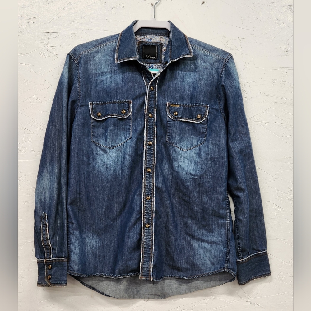 Seven Diamonds Denim Pearl Snap Shirt Womens Size Medium M Blue Western Rodeo‎